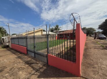 Casa para alugar no Vila Almeida Lima, Campo Grande — 2 quartos
