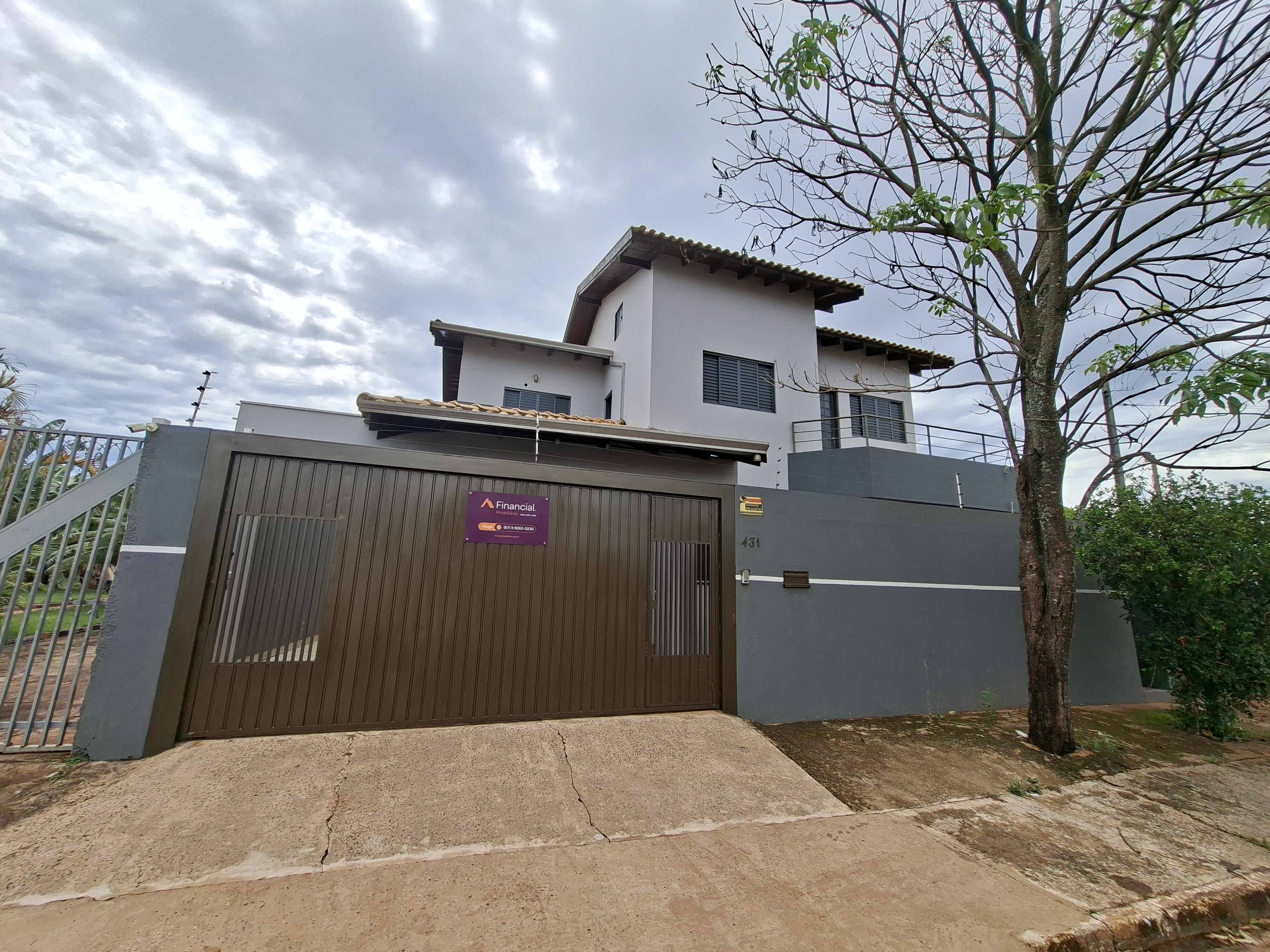 Casa para alugar no Carandá Bosque, Campo Grande — 3 quartos